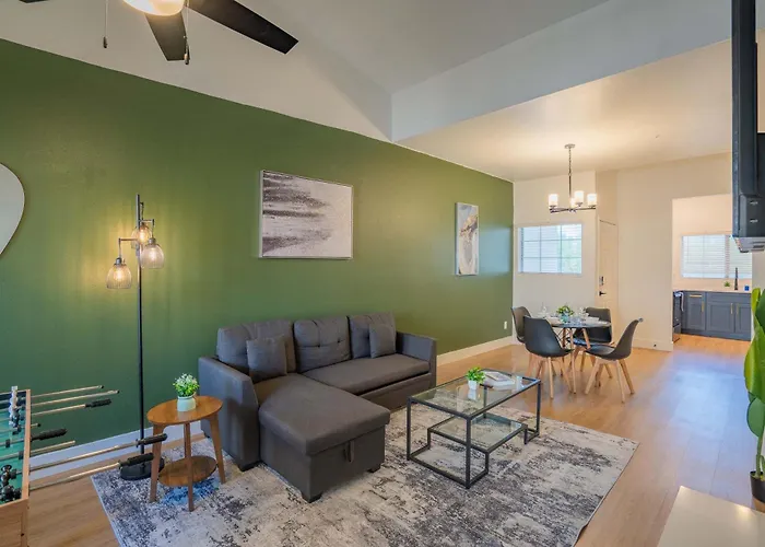 Near Mcdowell Trail Balcony Pool Parking Wd Wifi Scottsdale