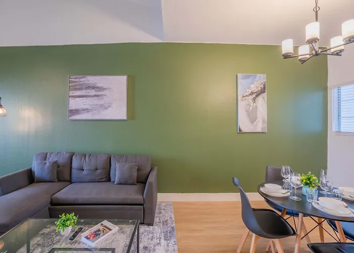 Near Mcdowell Trail Balcony Pool Parking Wd Wifi Scottsdale
