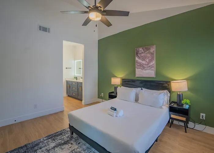 Near Mcdowell Trail Balcony Pool Parking Wd Wifi *